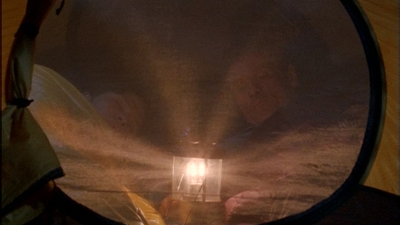 ROSWELL_-_E1X12_INTO_THE_WOODS_310.jpg