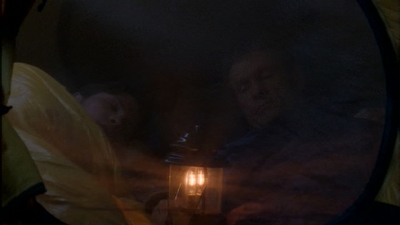 ROSWELL_-_E1X12_INTO_THE_WOODS_318.jpg