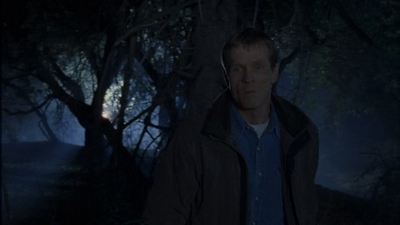 ROSWELL_-_E1X12_INTO_THE_WOODS_333.jpg