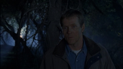 ROSWELL_-_E1X12_INTO_THE_WOODS_335.jpg