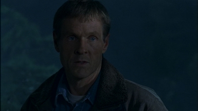 ROSWELL_-_E1X12_INTO_THE_WOODS_344.jpg