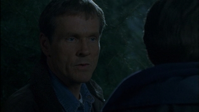 ROSWELL_-_E1X12_INTO_THE_WOODS_348.jpg