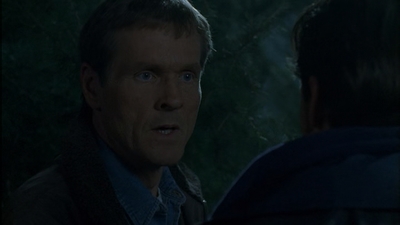 ROSWELL_-_E1X12_INTO_THE_WOODS_351.jpg