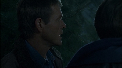 ROSWELL_-_E1X12_INTO_THE_WOODS_354.jpg
