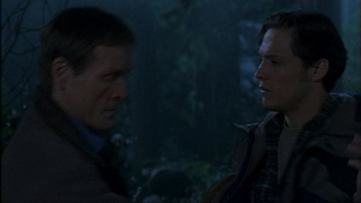 ROSWELL_-_E1X12_INTO_THE_WOODS_365.jpg