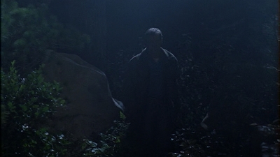 ROSWELL_-_E1X12_INTO_THE_WOODS_384.jpg
