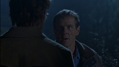 ROSWELL_-_E1X12_INTO_THE_WOODS_388.jpg