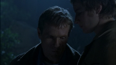 ROSWELL_-_E1X12_INTO_THE_WOODS_391.jpg