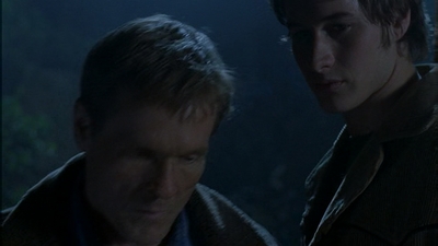 ROSWELL_-_E1X12_INTO_THE_WOODS_393.jpg