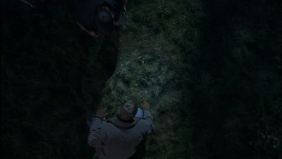 ROSWELL_-_E1X12_INTO_THE_WOODS_397.jpg