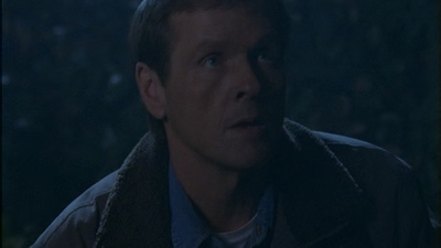 ROSWELL_-_E1X12_INTO_THE_WOODS_416.jpg