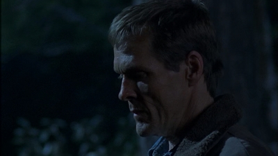 ROSWELL_-_E1X12_INTO_THE_WOODS_440.jpg