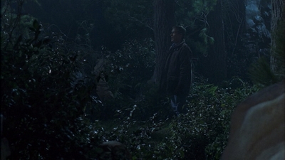 ROSWELL_-_E1X12_INTO_THE_WOODS_449.jpg