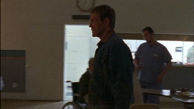 ROSWELL_-_E1X12_INTO_THE_WOODS_524.jpg