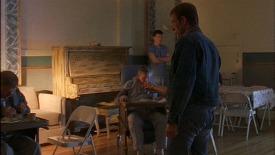 ROSWELL_-_E1X12_INTO_THE_WOODS_529.jpg