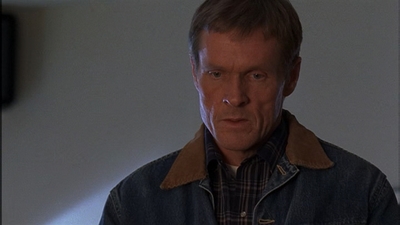 ROSWELL_-_E1X12_INTO_THE_WOODS_537.jpg