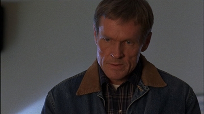 ROSWELL_-_E1X12_INTO_THE_WOODS_543.jpg