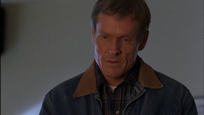 ROSWELL_-_E1X12_INTO_THE_WOODS_551.jpg