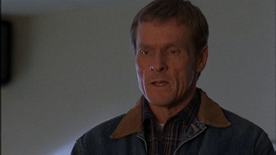 ROSWELL_-_E1X12_INTO_THE_WOODS_557.jpg