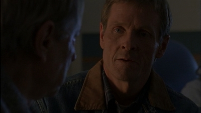 ROSWELL_-_E1X12_INTO_THE_WOODS_589.jpg