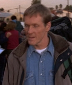 ROSWELL_-_E1X12_INTO_THE_WOODS_139.jpg