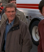 ROSWELL_-_E1X12_INTO_THE_WOODS_180.jpg