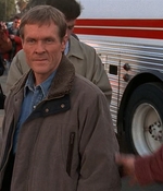 ROSWELL_-_E1X12_INTO_THE_WOODS_181.jpg