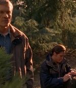 ROSWELL_-_E1X12_INTO_THE_WOODS_215.jpg