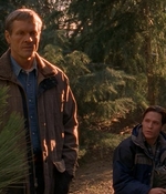 ROSWELL_-_E1X12_INTO_THE_WOODS_221.jpg