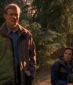 ROSWELL_-_E1X12_INTO_THE_WOODS_225.jpg