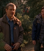 ROSWELL_-_E1X12_INTO_THE_WOODS_244.jpg