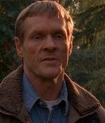 ROSWELL_-_E1X12_INTO_THE_WOODS_253.jpg