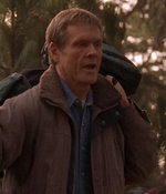 ROSWELL_-_E1X12_INTO_THE_WOODS_275.jpg