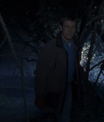 ROSWELL_-_E1X12_INTO_THE_WOODS_328.jpg