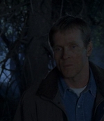 ROSWELL_-_E1X12_INTO_THE_WOODS_335.jpg
