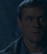 ROSWELL_-_E1X12_INTO_THE_WOODS_428.jpg