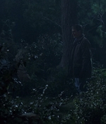 ROSWELL_-_E1X12_INTO_THE_WOODS_446.jpg