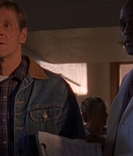 ROSWELL_-_E1X12_INTO_THE_WOODS_497.jpg