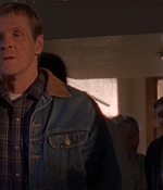 ROSWELL_-_E1X12_INTO_THE_WOODS_503.jpg