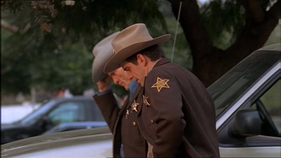 ROSWELL_-_E1X13_THE_CONVENTION_006.jpg