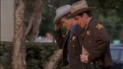 ROSWELL_-_E1X13_THE_CONVENTION_012.jpg