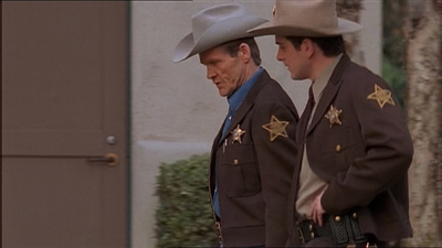 ROSWELL_-_E1X13_THE_CONVENTION_019.jpg