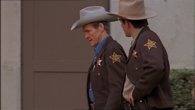 ROSWELL_-_E1X13_THE_CONVENTION_021.jpg