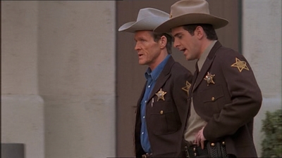 ROSWELL_-_E1X13_THE_CONVENTION_023.jpg