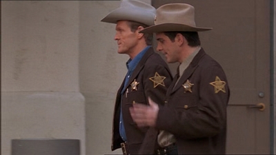 ROSWELL_-_E1X13_THE_CONVENTION_025.jpg