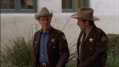 ROSWELL_-_E1X13_THE_CONVENTION_034.jpg