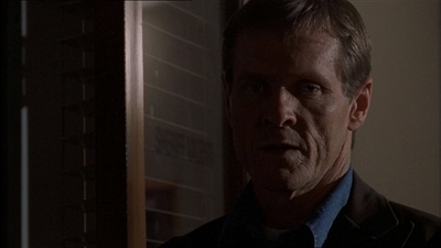 ROSWELL_-_E1X13_THE_CONVENTION_044.jpg
