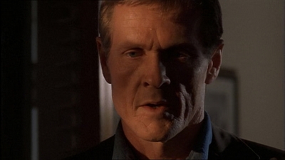 ROSWELL_-_E1X13_THE_CONVENTION_058.jpg