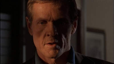 ROSWELL_-_E1X13_THE_CONVENTION_060.jpg