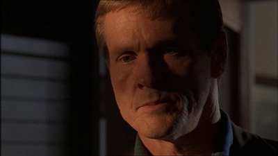 ROSWELL_-_E1X13_THE_CONVENTION_070.jpg